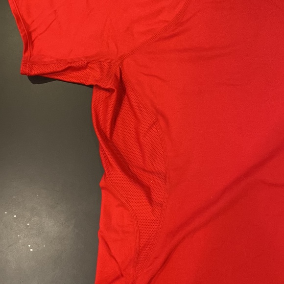 Nike FitDry. Red. Size: M. Wore a few times. - Picture 3 of 8